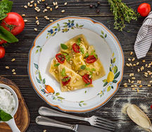 Равиоли с козьим сыром и кедровыми орешками