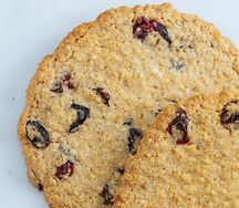 Овсяное печенье с клюквой