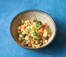 Столичный салат с куриным филе