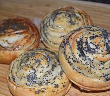 Сдоба с маком