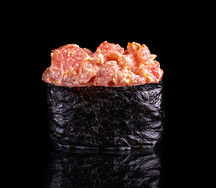 Острые суши с тунцом