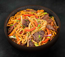 Вок удон с говядиной