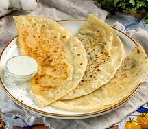 Кыстыбый с картофелем и жареным луком