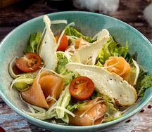 Цезарь с лососем