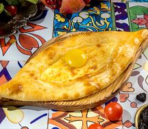 Хачапури по-аджарски