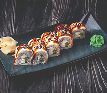 Ролл с угрем и такуаном