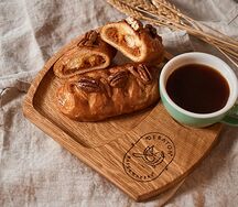 Булочка с пеканом