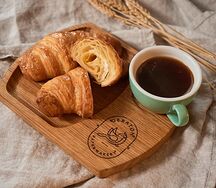 Круассан с абрикосом