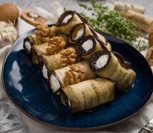 Рулеты из баклажанов со сливочным сыром