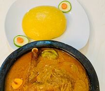 Foutou & sauce arachide ( pondeuse )