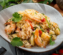 Рис по-азиатски с тигровой креветкой