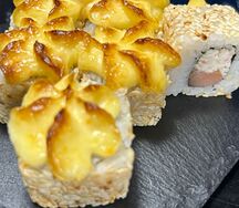 Кони в кунжуте