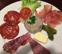Assiette de charcuterie