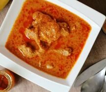 Sauce pistache au poulet pondeuse