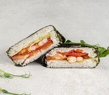 Суши-бургер тигровый