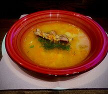 Гороховый суп с копчеными ребрышками