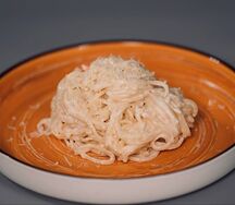 Паста в сливочном соусе