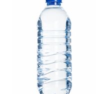 Eau minérale petite