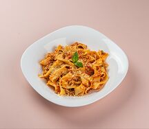 Феттуччини болоньезе