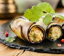 Рулетики из баклажанов