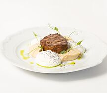 Миньон с пюре из корня сельдерея
