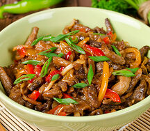 Emincés de boeuf sauté au piment