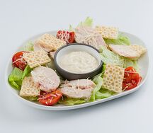 Салат Цезарь с цыпленком