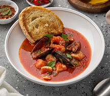 Каччукко - томатный суп с морепродуктами