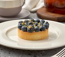 Тарталетка с сезонными ягодами