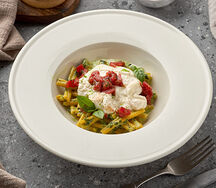 Казаречче с бурратой и соусом песто