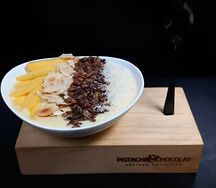 Smoothie bowl tropical