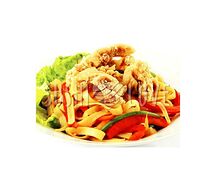 Wok с курицей и соусом