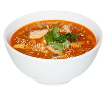 Том ям с морепродуктами