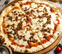 Пицца Сальсичча