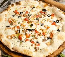 Пицца с лососем