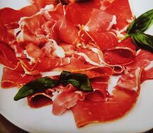 Нарезка Прошутто крудо