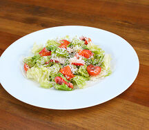 Салат Цезарь с семгой