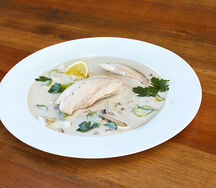 Суп Том ям с курицей и грибами