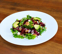 Салат с запеченной свеклой