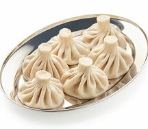 Хинкали с бараниной и зеленью
