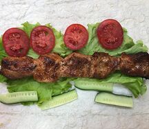 Шашлык из свиной лопатки в лаваше