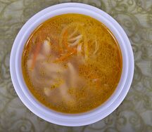 Куриный бульон с лапшой