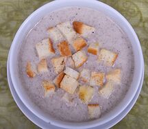 Грибной суп с гренками