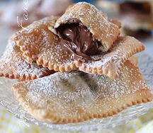 Chiacchiere con nutella