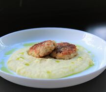 Рубленные куриные котлеты с картофельным пюре