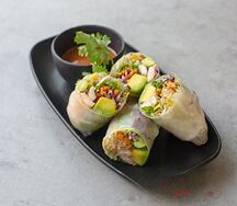 Shrimp summer roll