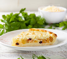 Пирог с рисом и изюмом