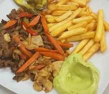 Philadelphia, frite, salade