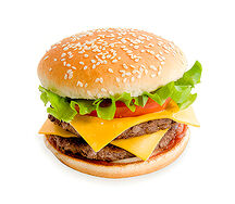 Double burger, frite, salade