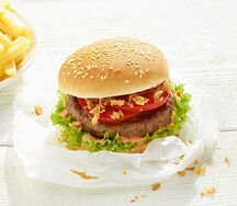 Hamburger, frites, salade choux